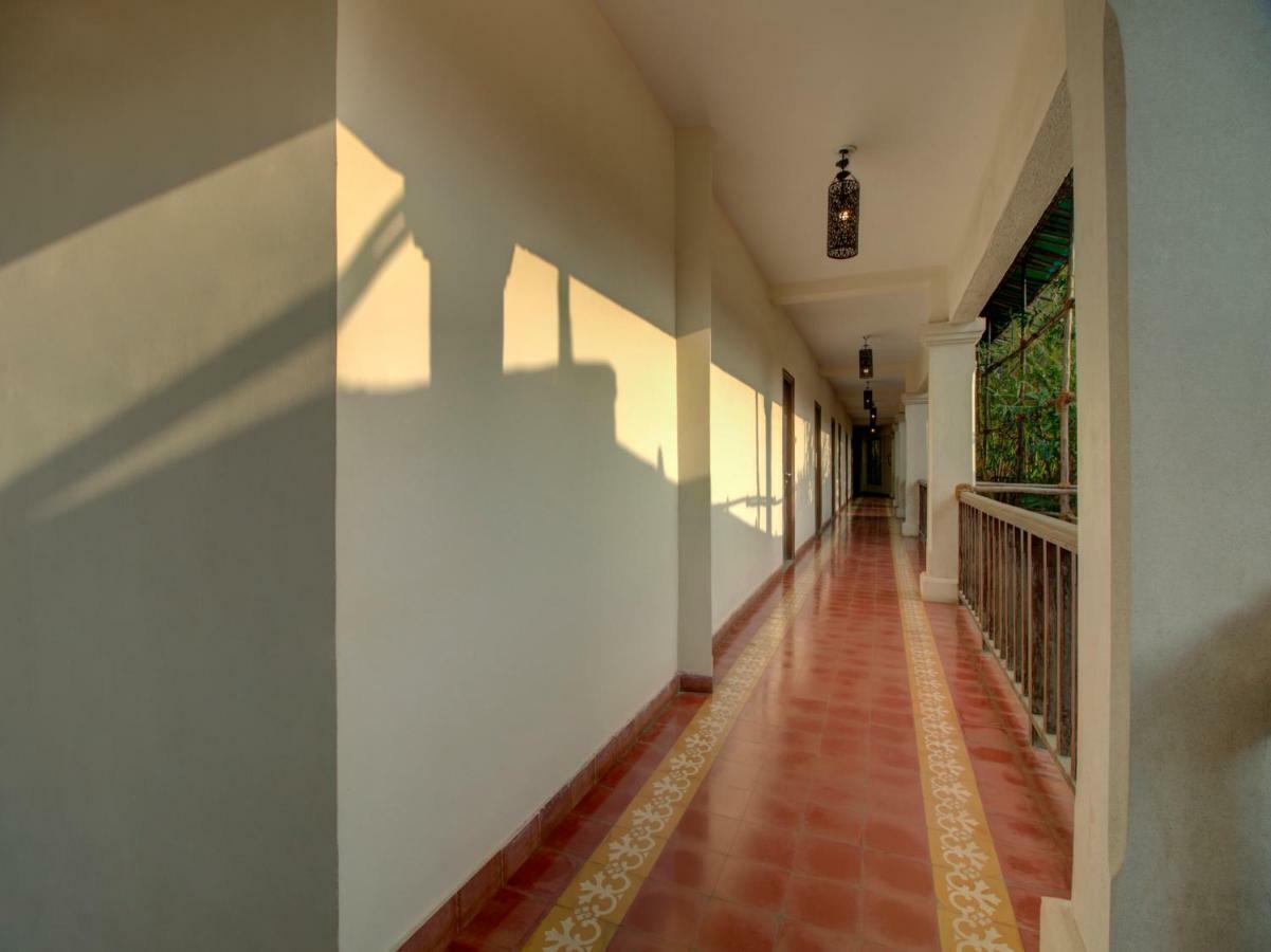 Capital O 36727 Plush Retreat Hotel Dive Exterior foto